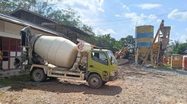 Keberadaan batching plant milik PT Adipati Raden Sinun atau ARS di perbatasan Desa Simpang Tais dan Simpang Raja, Kecamatan Talang Ubi, Kabupaten PALI, memicu protes warga.