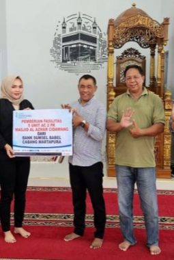 Bank Sumsel Babel Salurkan Bantuan CSR untuk Fasilitas Keagamaan