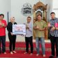Kenyamanan jamaah dalam beribadah menjadi perhatian Bank Sumsel Babel [BSB] melalui penyaluran bantuan Corporate Social Responsibility [CSR] untuk fasilitas Masjid di kawasan Cidawang, Martapura, Jumat 8 Mei 2026.
