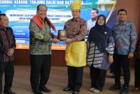 Pemerintah Kabupaten [Pemkab] Asahan menerima kunjungan silaturahmi dari keluarga besar Institut Kesehatan Deli Husada [IKDH] Deli Tua pada Sabtu 9 Mei 2026, pukul 10.00 WIB di Pendopo Rumah Dinas Bupati Asahan.