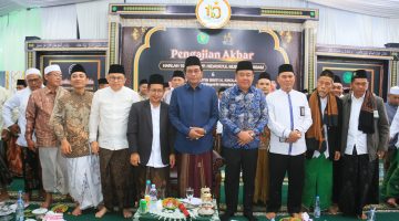 Wakil Gubernur Sumatera Selatan [Wagub Sumsel] H Cik Ujang menghadiri Pengajian Akbar dalam rangka Hari Lahir [Harlah] ke-10 Pondok Pesantren Hidayatullah Mubtadiin Sigam sekaligus Haul Ummi Liliyin ke-4 di Desa Sigam, Kecamatan Gelumbang, Kabupaten Muara Enim, Minggu 10 Mei 2026.