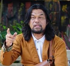 Vebri Al Lintani, Ketua Lembaga Budaya Komunitas Batanghari Sembilan [LBKBS]