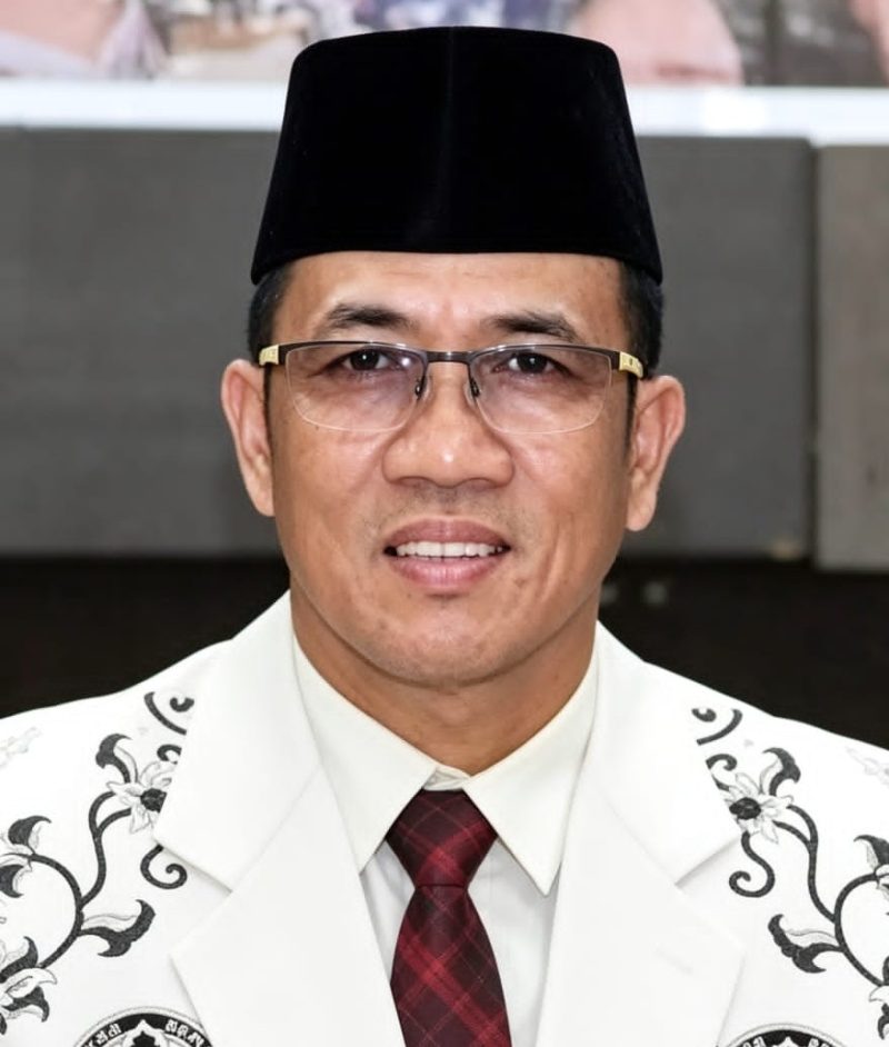 Ketua PGRI Kota Palembang, Dr H Ahmad Zulinto SPd MM.