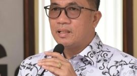 Ketua PGRI Palembang sekaligus Dewan Pendidikan Kota, Dr H Ahmad Zulinto SPd MM.