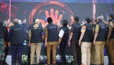 Gubernur Sumatera Selatan [Sumsel] Dr H Herman Deru bersama Wakil Gubernur Sumsel H Cik Ujang saat Launching Sensus Ekonomi 2026 yang dirangkaikan dengan Rapat Koordinasi [Rakor] Camat se-Sumatera Selatan di Griya Agung Palembang, Selasa 12 Mei 2026.