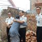 Program bedah rumah yang dilaksanakan jajaran Pemasyarakatan di Lorok Pakjo, Palembang, menjadi lebih dari sekadar kegiatan sosial.