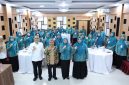 Pelatihan TP-PKK Kecamatan Tahun 2026 resmi dibuka pagi ini sekitar pukul 09.00 WIB di Aula Hotel Antariksa Kisaran. Pembukaan dilakukan oleh Bupati Asahan yang diwakili Kepala Dinas Pemberdayaan Masyarakat dan Desa [PMD].