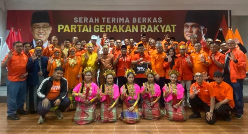 Dewan Pimpinan Wilayah Partai Gerakan Rakyat [DPW PGR] Provinsi Sulawesi Selatan menuntaskan tahapan penting dalam proses pembentukan badan hukum partai dengan menyerahkan dokumen verifikasi administrasi lengkap kepada Dewan Pimpinan Pusat [DPP] Partai Gerakan Rakyat di Jakarta, Selasa 12 Mei 2026.