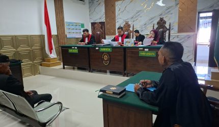 Majelis Hakim Pengadilan Negeri [PN] Prabumulih memutuskan melanjutkan perkara dugaan tindak pidana perbuatan curang da penggelapan dengan terdakwa H Eddy Rianto SH MH ke tahap pemeriksaan pokok perkara.