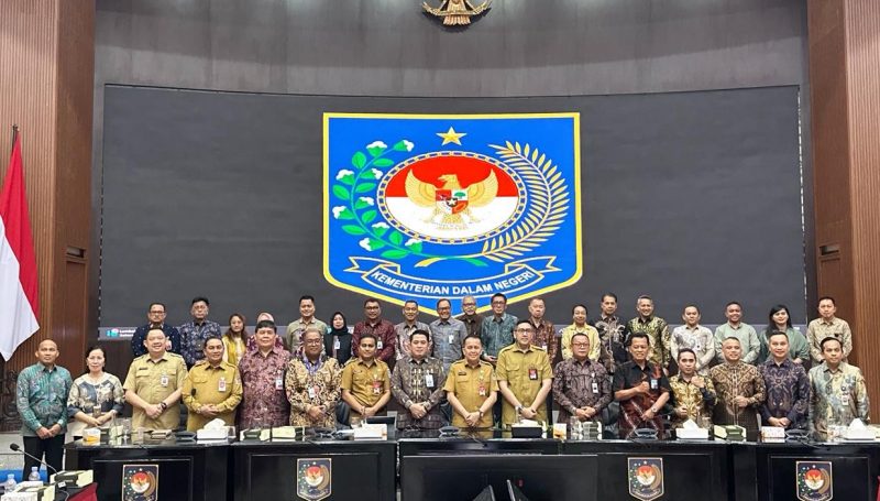 Bank Sumsel Babel berpartisipasi aktif dalam Rapat Koordinasi Percepatan Elektronifikasi Transaksi Pemerintah Daerah melalui SP2D Online dan Kartu Kredit Pemerintah Daerah [KKPD].