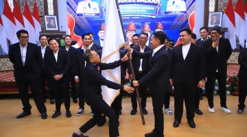Gubernur Sumatera Selatan Dr H Herman Deru bersama Wakil Gubernur Sumsel H Cik Ujang menghadiri pelantikan Pengurus Daerah Persatuan Seniman Komedi Indonesia [PaSKI] Sumsel dan Koordinator Wilayah [Korwil] PaSKI se-Sumsel periode 2026–2030 di Griya Agung, Kamis 14 Mei 2026, sore.