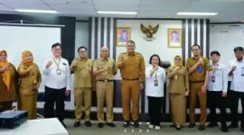 Wakil Wali Kota Prabumulih, Franky Nasril SKom MM didampingi Asisten I Dr Drs Aris Priadi SH MSi menghadiri Rapat Pertemuan Tim BPKP Provinsi Sumatera Selatan bersama Instansi dan Unit Kerja Pemerintah Kota Prabumulih yang berlangsung di Ruang Rapat Lantai 1 Kantor Pemerintah Kota Prabumulih, Senin 11 Mei 2026.