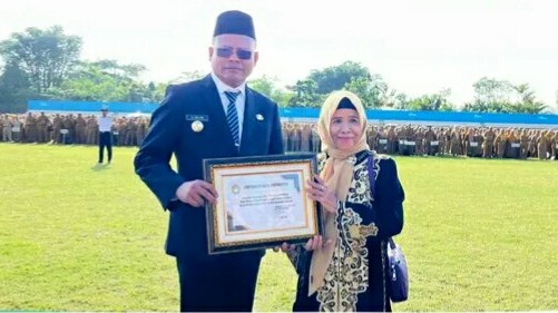 Wali Kota Prabumulih H Arlan Pimpin Upacara Hardiknas 2026