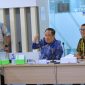 Wakil Gubernur Sumatera Selatan [Wagub Sumsel] H Cik Ujang menekankan pentingnya integrasi pembangunan Tol Kapal Betung dan Tol Trans Sumatera dengan Proyek Strategis Tanjung Carat dalam rapat penyelarasan yang digelar di Gedung HK Tower, Jakarta, Kamis 21 Mei 2026.
