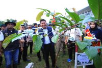 Gubernur Sumsel Dr H Herman Deru saat memberikan sambutan pada Festival Kehutanan di Kampus UIN Raden Fatah Palembang, Kamis 21 Mei 2026.