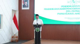 Gubernur Sumatera Selatan [Sumsel] Dr H Herman Deru saat memberikan sambutan dalam pembekalan Pendidikan Dasar–Pendidikan Kader Penggerak Nahdlatul Ulama [PD-PKPNU] Angkatan II yang digelar Pengurus Wilayah Nahdlatul Ulama [PWNU] Sumsel di Balai Diklat Keagamaan Palembang, Jumat 29 Mei 2026.