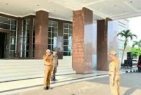 Wali Kota Prabumulih H Arlan kembali memimpin apel mingguan, berlangsung di halaman Pemerintah Kota Prabumulih, Senin 25 Mei 2026.