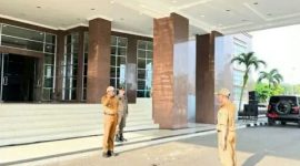 Wali Kota Prabumulih H Arlan kembali memimpin apel mingguan, berlangsung di halaman Pemerintah Kota Prabumulih, Senin 25 Mei 2026.