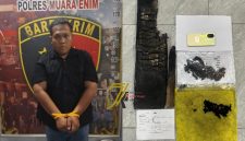 Tersangka MAP [33], pembunuh sadis seorang perempuan di Muara Enim diringkus Polisi beserta barang bukti diamankan
