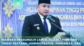 Wakil Wali Kota Prabumulih Franky melantik dan mengambil sumpah janji jabatan bagi Pejabat Pimpinan Tinggi Pratama, Administrator, Pengawas, dan Fungsional di lingkungan Pemkot, Minggu 24 Mei 2026.