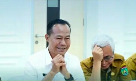 Sekretaris Daerah [Sekda] Kota Prabumulih H Elman ST MM didampingi Asisten II Wawan Gunawan Ak CA serta jajaran dari Inspektorat, PUPR, BPKAD, dan BKPSDM menghadiri Rapat Pembahasan Rencana Aksi yang dilaksanakan di Kantor BPK Perwakilan Provinsi Sumatera Selatan, Jalan Demang Lebar Daun Nomor 2 Palembang, Selasa 26 Mei 2026.