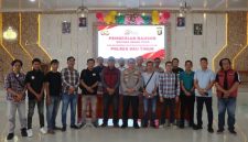 Menjelang peringatan Hari Bhayangkara ke-80, Polres OKU Timur menyalurkan bantuan sosial [bansos] kepada insan pers sebagai bentuk apresiasi atas kemitraan yang selama ini terjalin antara kepolisian dan media.