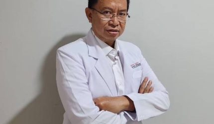 Dokter Spesialis Penyakit Dalam Rumah Sakit Umum Pusat [RSUP] Dr Mohammad Hoesin Palembang, dr Harun Hudari, SpPD KPTI FINASIM.