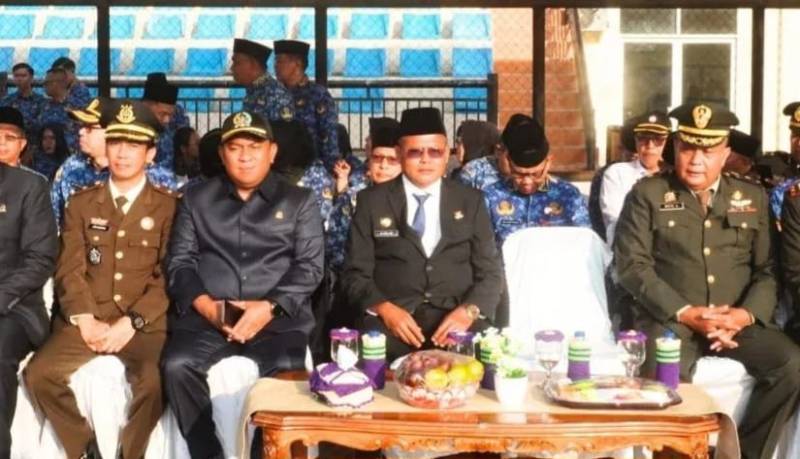 Ketua DPRD Kota Prabumulih, H Deni Victoria, menghadiri Apel Bulanan sekaligus Upacara Peringatan Hari Lahir Pancasila Tahun 2026 yang digelar Pemerintah Kota Prabumulih di Lapangan Stadion Talang Jimar, Selasa 2 Juni 2026.