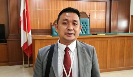 Kuasa hukum para penggugat, M Firdaus, SSos SH MH