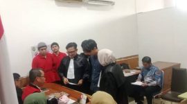 Sidang lanjutan perkara dugaan penyalahgunaan narkotika melalui cartridge pod vape yang mengandung zat etomidate dengan terdakwa MA, mahasiswa dari salah satu perguruan tinggi/universitas di Jambi, dan SP kembali digelar di Pengadilan Negeri Palembang, Kamis 9 Juli 2026.