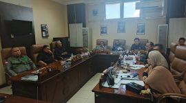Komisi II DPRD Kota Prabumulih meminta manajemen PD Petro Prabu memberikan klarifikasi terkait laporan dugaan penggelapan yang melibatkan Direktur Utama perusahaan tersebut dan kini sedang diproses di Polres Prabumulih.
