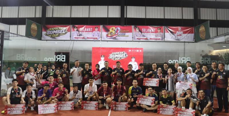Turnamen Perkumpulan Besar Padel Indonesia [PBPI] Palembang Series II Kapolda Sumsel Cup 2026 resmi ditutup di Luxury Padel Club Palembang, Minggu 2 Agustus 2026, setelah berlangsung selama empat hari sejak 30 Juli.