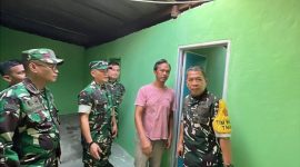 Kinerja Satgas TNI Manunggal Membangun Desa [TMMD] ke-129 Kodim 0418/Palembang mendapat apresiasi dari Ketua Tim Pengawasan dan Evaluasi [Katim Wasev] TMMD, Kolonel Inf Andi M Ali, saat meninjau progres rehabilitasi Rumah Tidak Layak Huni [RTLH] milik Karyo yang menjadi salah satu sasaran fisik program TMMD.