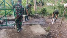 Memasuki hari ke-23 pelaksanaan TMMD, Satgas TMMD Kodim 0418/Palembang melakukan pengecekan tower tandon air pada sasaran pembangunan sumur bor dan gazebo di Kampung Kreatif Pelangi, RT 30 RW 07, Kelurahan Talang Betutu, Kota Palembang.
