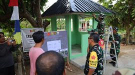 Ketua Tim Pengawasan dan Evaluasi [Wasev] TMMD, Kolonel Inf Andi M Ali, didampingi Wadan Satgas TMMD ke-129 Kodim 0418/Palembang, Letkol Inf Dery Septriandi ST MM MHan meninjau langsung progres pengerjaan Sasaran 4 berupa rehabilitasi Pos Kamling di Kelurahan Talang Jambe Kota Palembang.