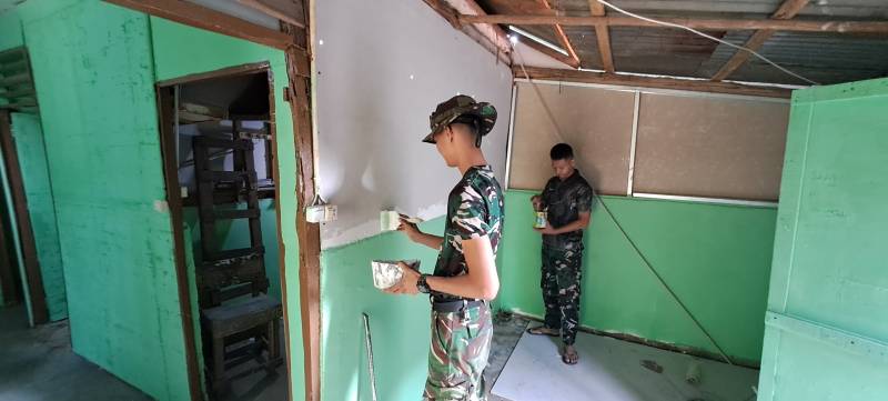 Memasuki hari ke-24 pelaksanaan TMMD, Satgas terus mengerjakan sejumlah sasaran fisik, termasuk perbaikan rumah warga yang membutuhkan perhatian. Program tersebut diharapkan mampu menghadirkan hunian yang lebih aman, sehat, dan nyaman bagi keluarga penerima manfaat.