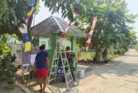 Memasuki hari ke-24 TMMD, Sabtu 8 Agustus 2026, Satgas TMMD terus melakukan penyempurnaan pada Pos Kamling yang berada di Kelurahan Talang Jambe, Kecamatan Sukarami, Kota Palembang. Pengecatan bagian resplang hingga pembersihan area sekitar menjadi fokus pekerjaan personel di lapangan.
