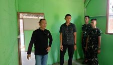 Memasuki hari ke-24 pelaksanaan TMMD, Wadan Satgas TMMD ke-129 Kodim 0418/Palembang, Letkol Inf Dery Septriandi ST MM MHan, turun langsung meninjau pengerjaan RTLH milik Bapak Fernando yang masuk dalam sasaran 11.