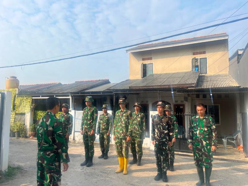 Memasuki hari ke-25 pelaksanaan TMMD, Minggu 9 Agustus 2026, personel Satgas kembali mengawali aktivitas dengan melaksanakan apel pagi sebelum bergerak menuju lokasi pekerjaan masing-masing.