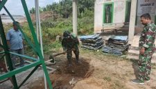 Memasuki hari ke-25 pelaksanaan TMMD, Satgas tidak hanya berfokus pada penyelesaian pembangunan secara fisik. Kondisi air hasil pengeboran hingga tower tandon turut diperiksa untuk memastikan seluruh fasilitas dapat digunakan sebagaimana mestinya.