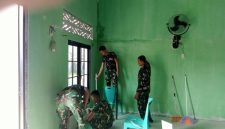 Pembangunan Mushola Baitul Maghfurin yang menjadi salah satu sasaran fisik TMMD ke-129 Kodim 0418/Palembang kini memasuki tahap akhir.