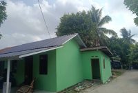 Memasuki hari ke-26 pelaksanaan TMMD, personel Satgas melakukan pembersihan di sekitar rumah Pak Karyo yang menjadi salah satu sasaran rehabilitasi Rumah Tidak Layak Huni [RTLH].