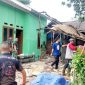Memasuki hari ke-26, Senin 10 Agustus 2026, personel Satgas bersama masyarakat melaksanakan pekerjaan finishing sekaligus pembongkaran bagian depan teras rumah sebagai bagian dari penyempurnaan hasil rehabilitasi.