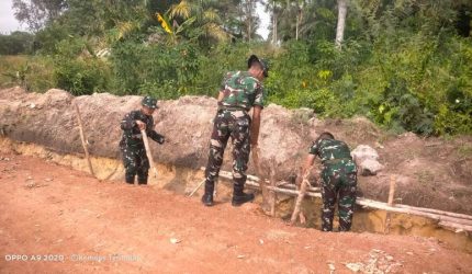 Pembangunan jalan sepanjang 750 meter menjadi salah satu sasaran penting dalam pelaksanaan TMMD ke-129 Kodim 0418/Palembang di Kelurahan Talang Jambe, Kecamatan Sukarami, Palembang.