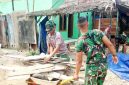 Pengerjaan rehabilitasi Rumah Tidak Layak Huni [RTLH] milik Ibu Sriyanti di Jalan Nurdin Panji, RT 08 RW 04, Kelurahan Sukamaju, Kecamatan Sako, Palembang, Senin 10 Agustus 2026.