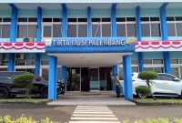 Kantor Pusat Perumda Tirta Musi Palembang. [Gambar: Abror Vandozer-WI]
