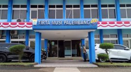 Kantor Pusat Perumda Tirta Musi Palembang. [Gambar: Abror Vandozer-WI]
