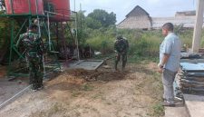 Menjelang penutupan TMMD ke-129 Kodim 0418/Palembang, pembangunan sumur bor di Musola Hidayatullah, Sasaran 12 Titik 4, RT 14, Lorong Bersama, Kelurahan Talang Betutu, terus memasuki tahap akhir dan penyempurnaan.