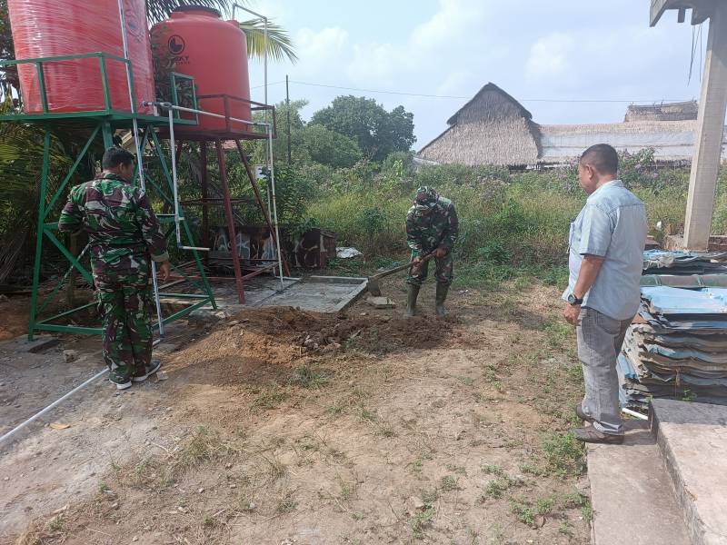 Menjelang penutupan TMMD ke-129 Kodim 0418/Palembang, pembangunan sumur bor di Musola Hidayatullah, Sasaran 12 Titik 4, RT 14, Lorong Bersama, Kelurahan Talang Betutu, terus memasuki tahap akhir dan penyempurnaan.
