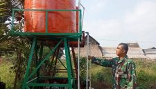 Satgas TMMD terus melakukan finishing dan pengecekan terhadap fasilitas sumur bor tersebut agar dapat digunakan dengan baik setelah seluruh pekerjaan dinyatakan selesai.